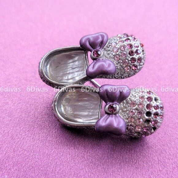 BABY Shoes Brooch Pin - Picture 2 of 5